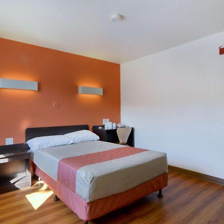 Motel 6-Laredo, Tx - South 外观 照片
