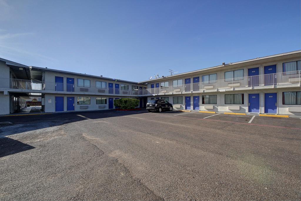Motel 6-Laredo, Tx - South 外观 照片