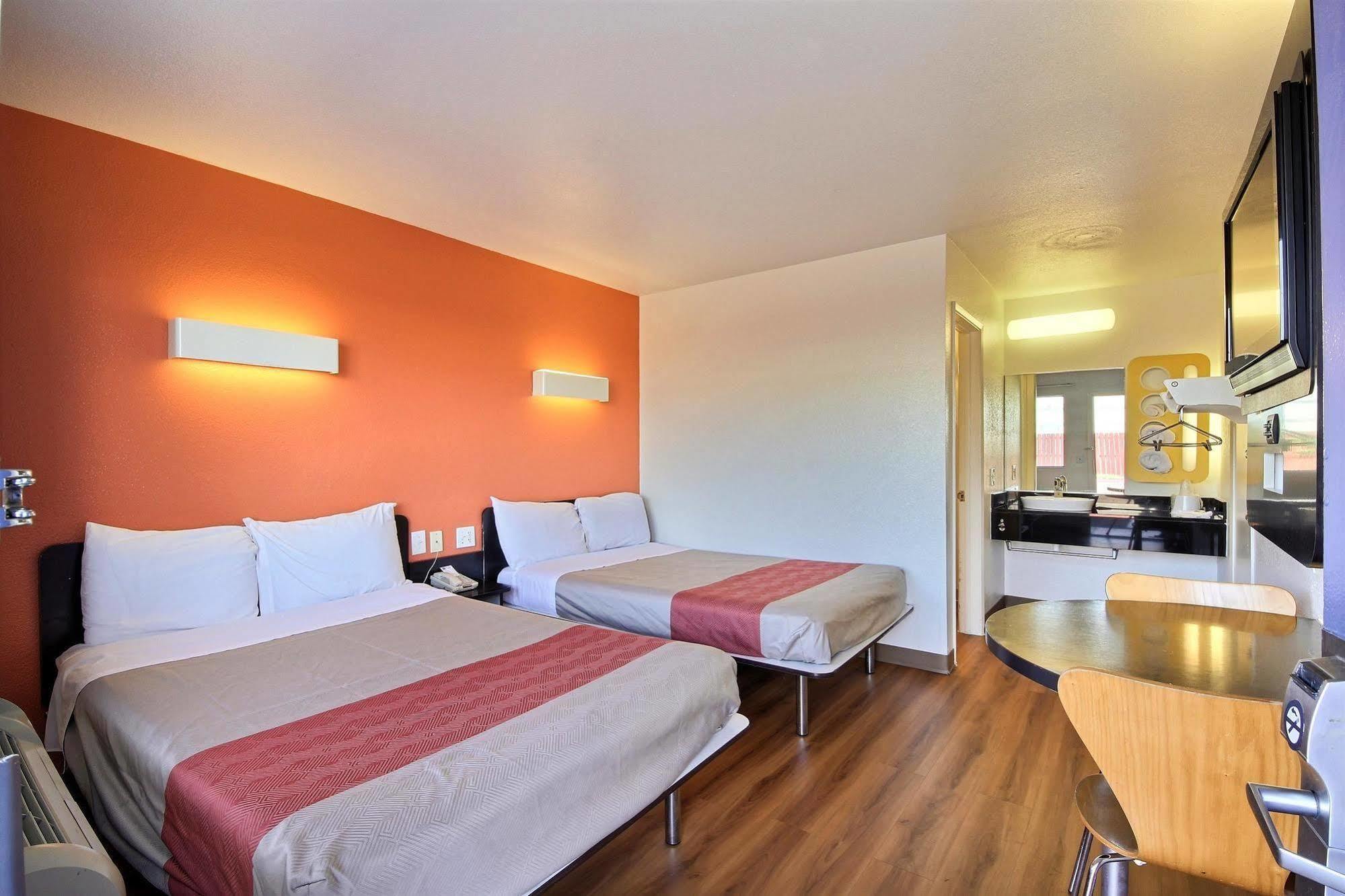 Motel 6-Laredo, Tx - South 外观 照片