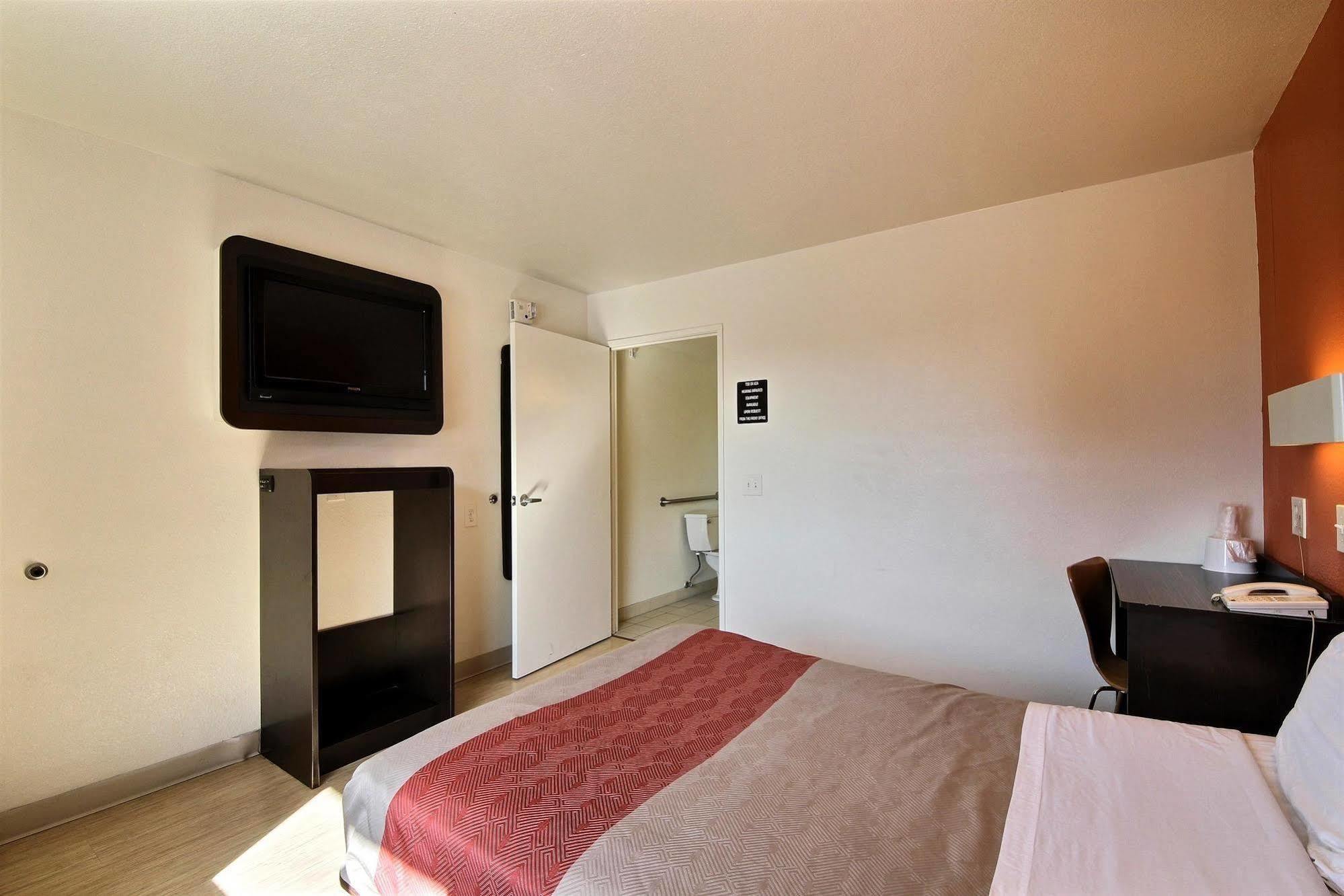 Motel 6-Laredo, Tx - South 外观 照片