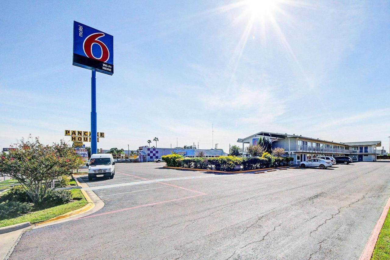 Motel 6-Laredo, Tx - South 外观 照片